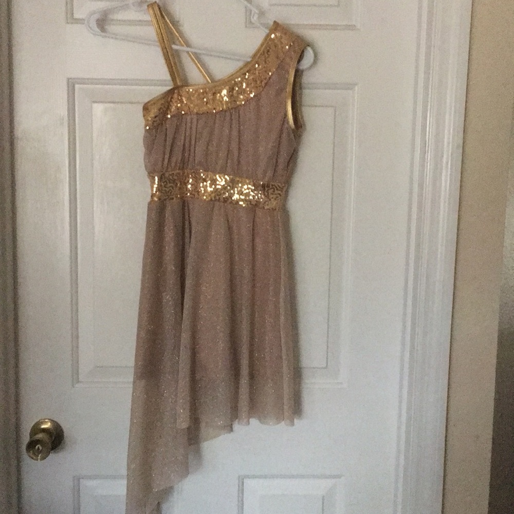 Dance costume